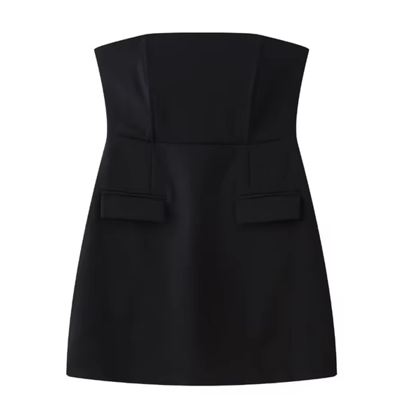 Elegant Black Strapless Dress - Picture 2 of 2